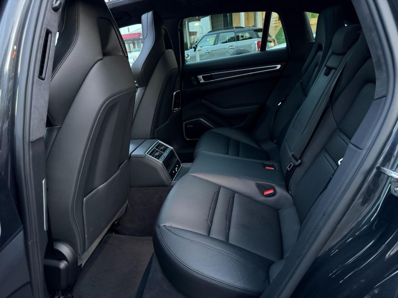 PORSCHE Panamera 4.0 GTS 480cv Sport Turismo Possibilità Leasing