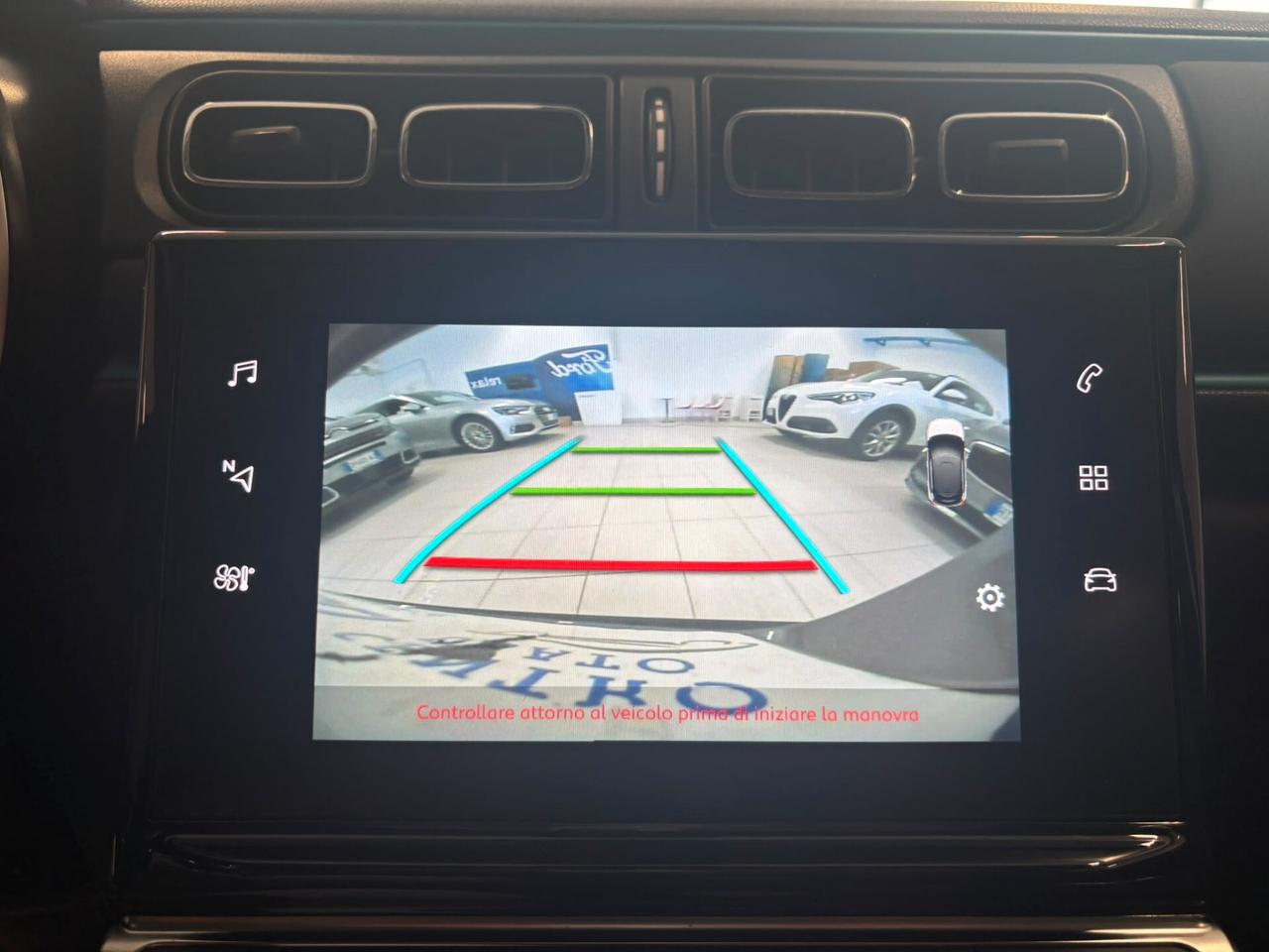 Citroen C3 SHINE PureTech 83 5 porte UNICO PR.