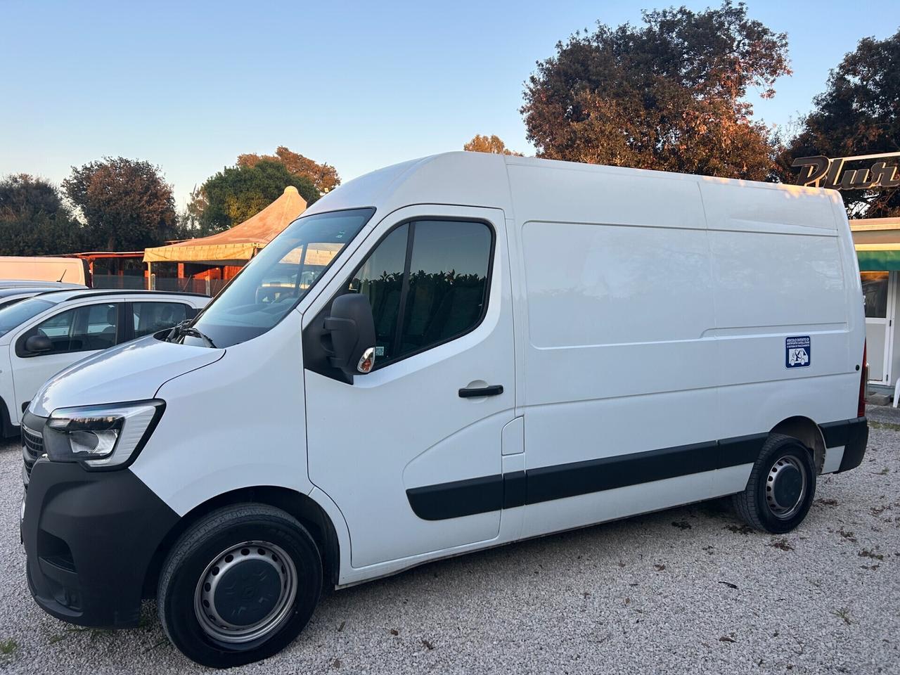 Renault Master T35 2.3 dCi 135 PC-TM Furgone Ice L2H2