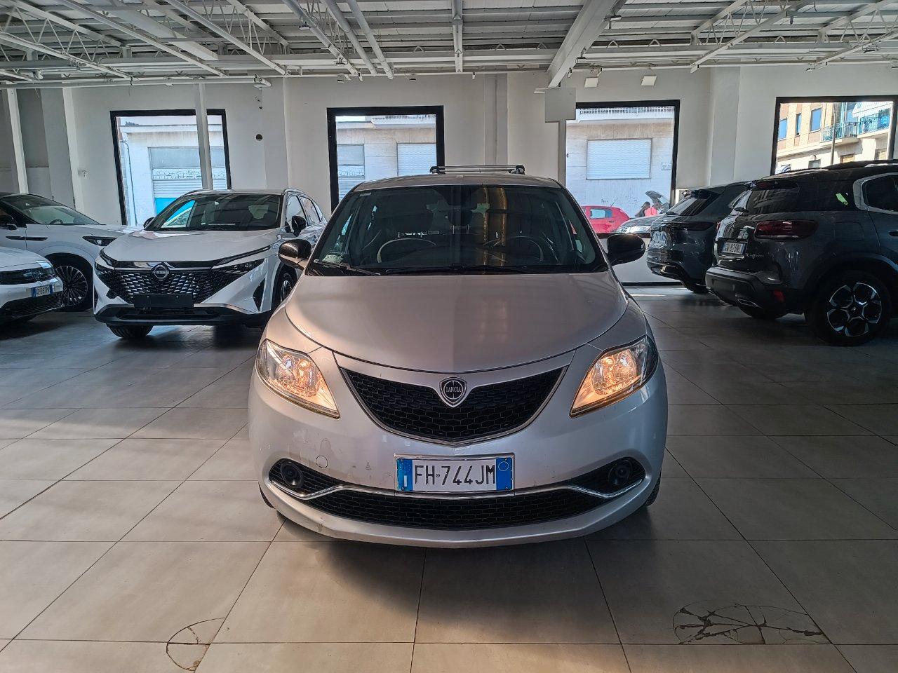 Lancia Ypsilon 5 Porte Ypsilon 1.2 Gold 69cv
