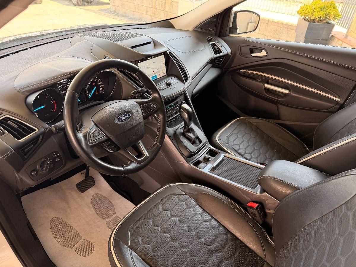 FORD - Kuga 2.0 tdci Vignale s&s awd 150cv powershift SPETTACOLARE