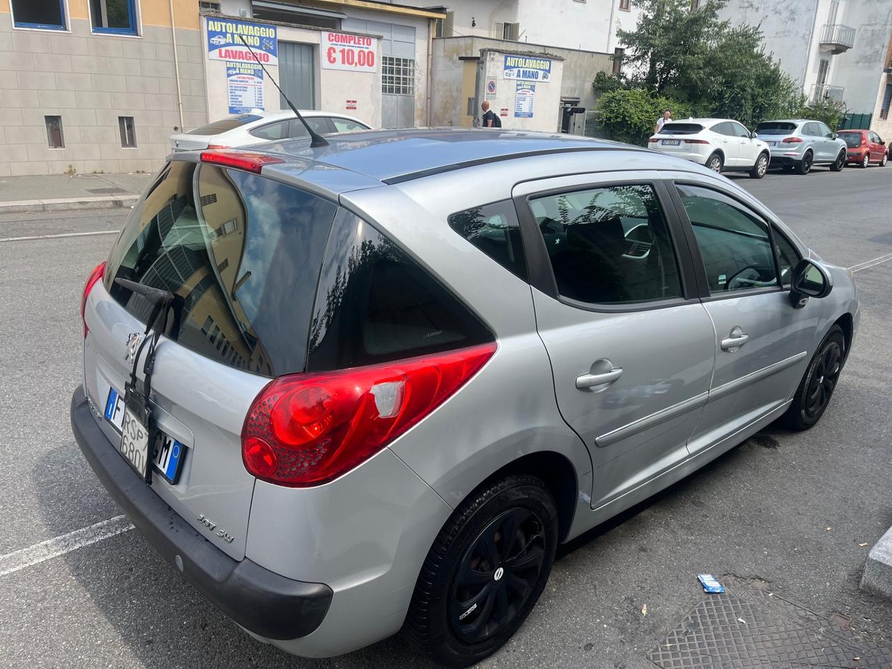 Peugeot 207 1.4 8V 75CV SW Active