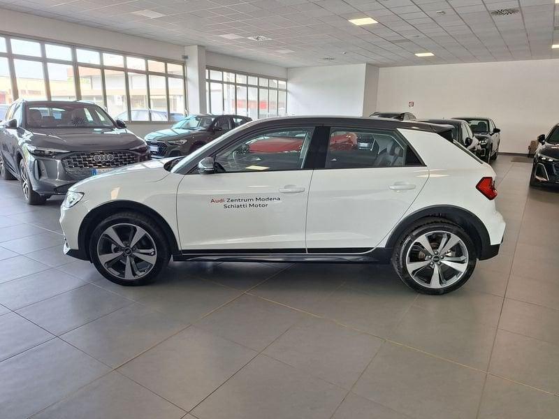 Audi A1 A1 allstreet 30 1.0 tfsi Identity Contrast 116cv s tronic