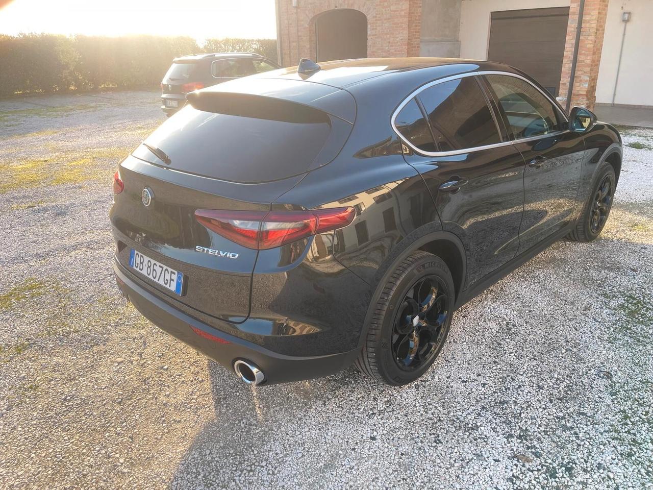 Alfa Romeo Stelvio 2.0 Turbo 200 CV AT8 Q4 Executive