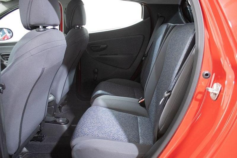 Lancia Ypsilon Ypsilon 1.0 firefly 70cv hybrid Silver