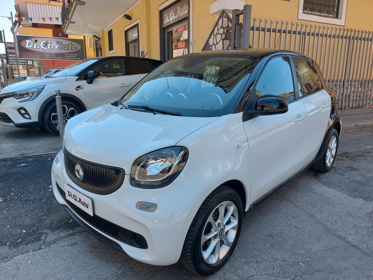 Smart ForFour 70 1.0 Youngster