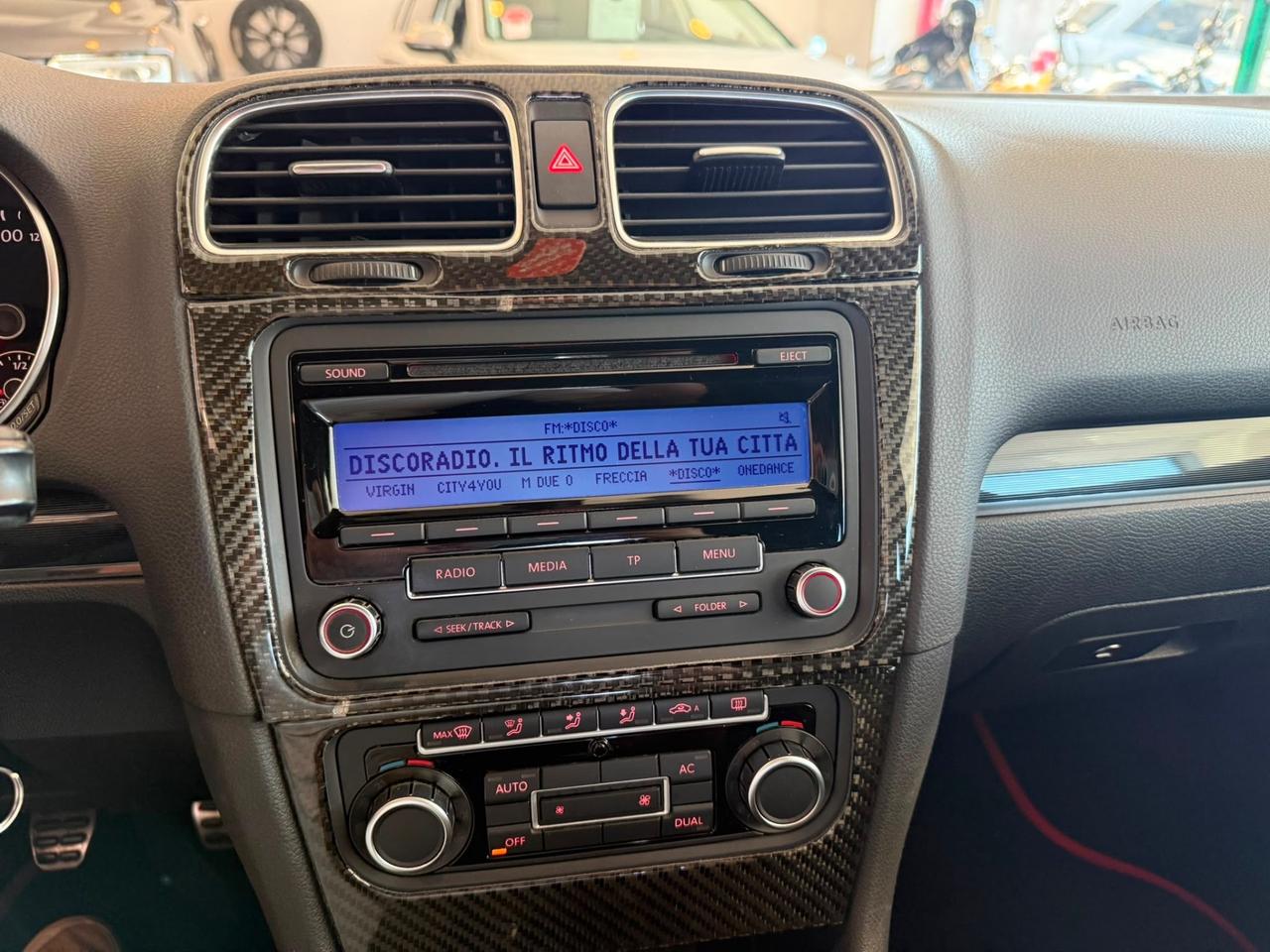 Volkswagen Golf GTI 2.0 TSI 3p.