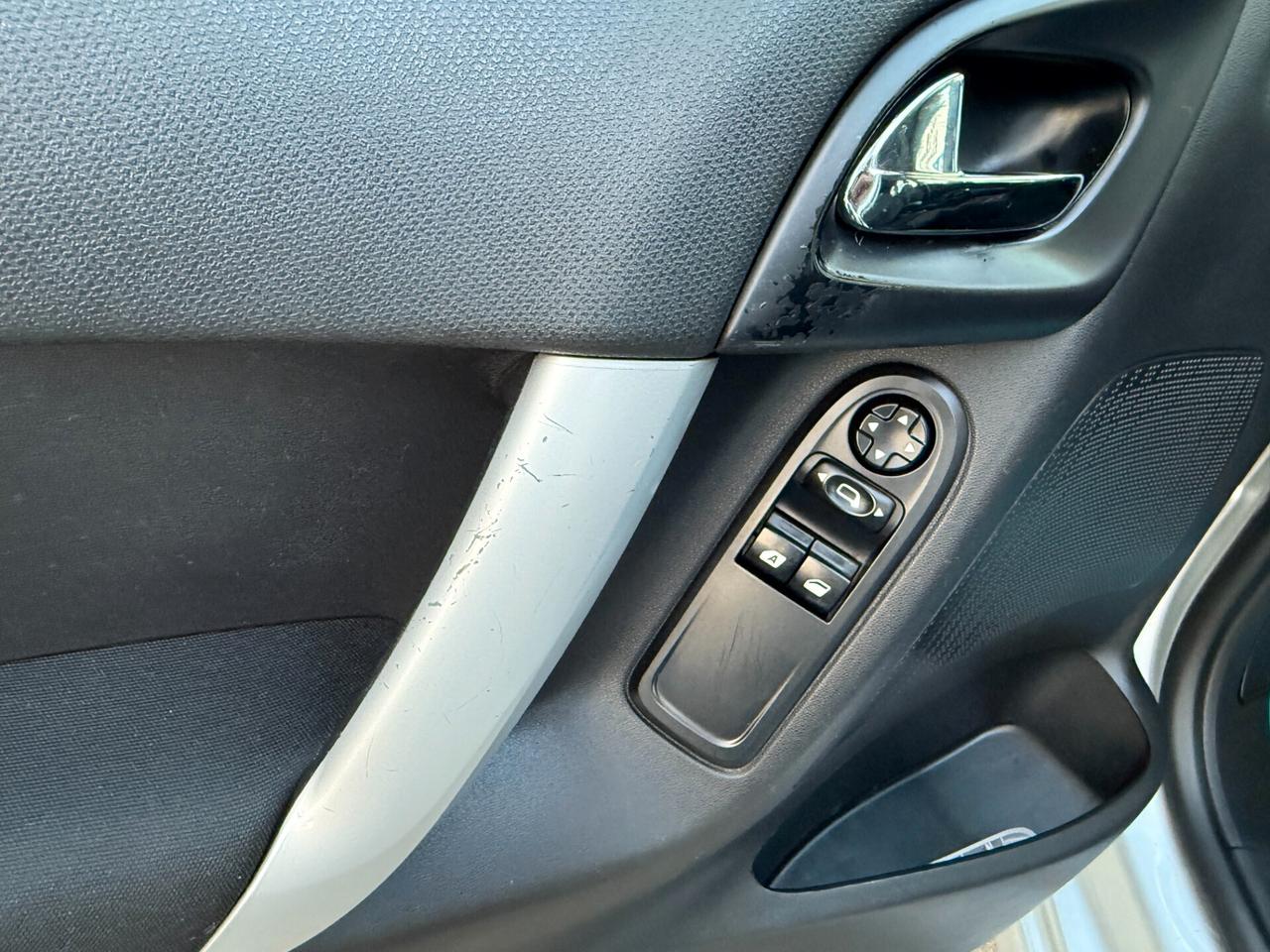 Citroen C3 1.1 Attraction - NeoPatentati