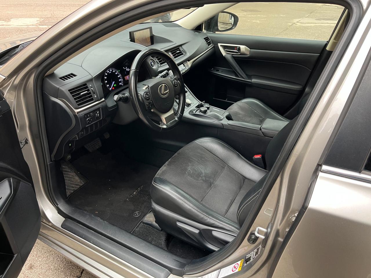 Lexus CT 200h Hybrid Black Style