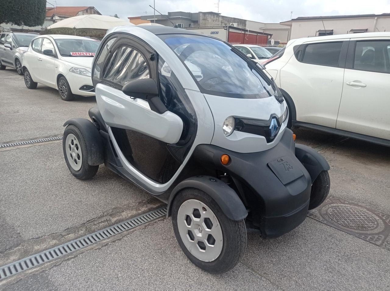 Renault Twizy 80s