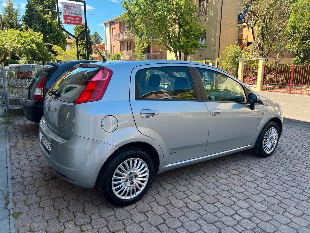 Fiat Grande Punto 1.4 OK NEOPATENTATI