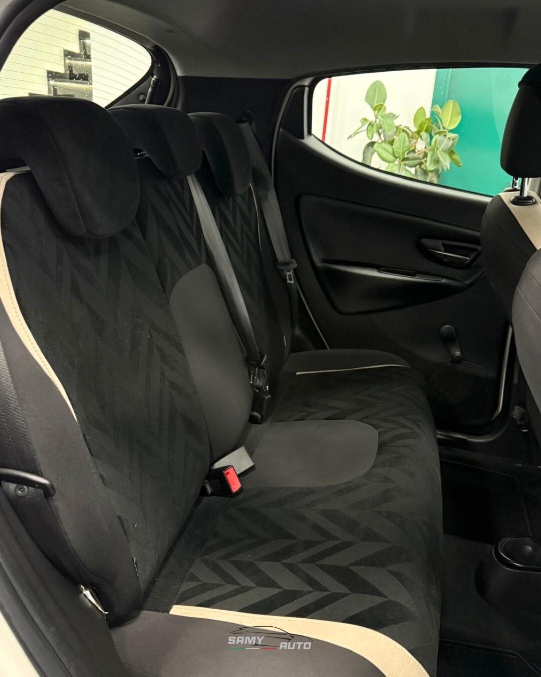 Lancia Ypsilon 1.2 69 CV 5 porte