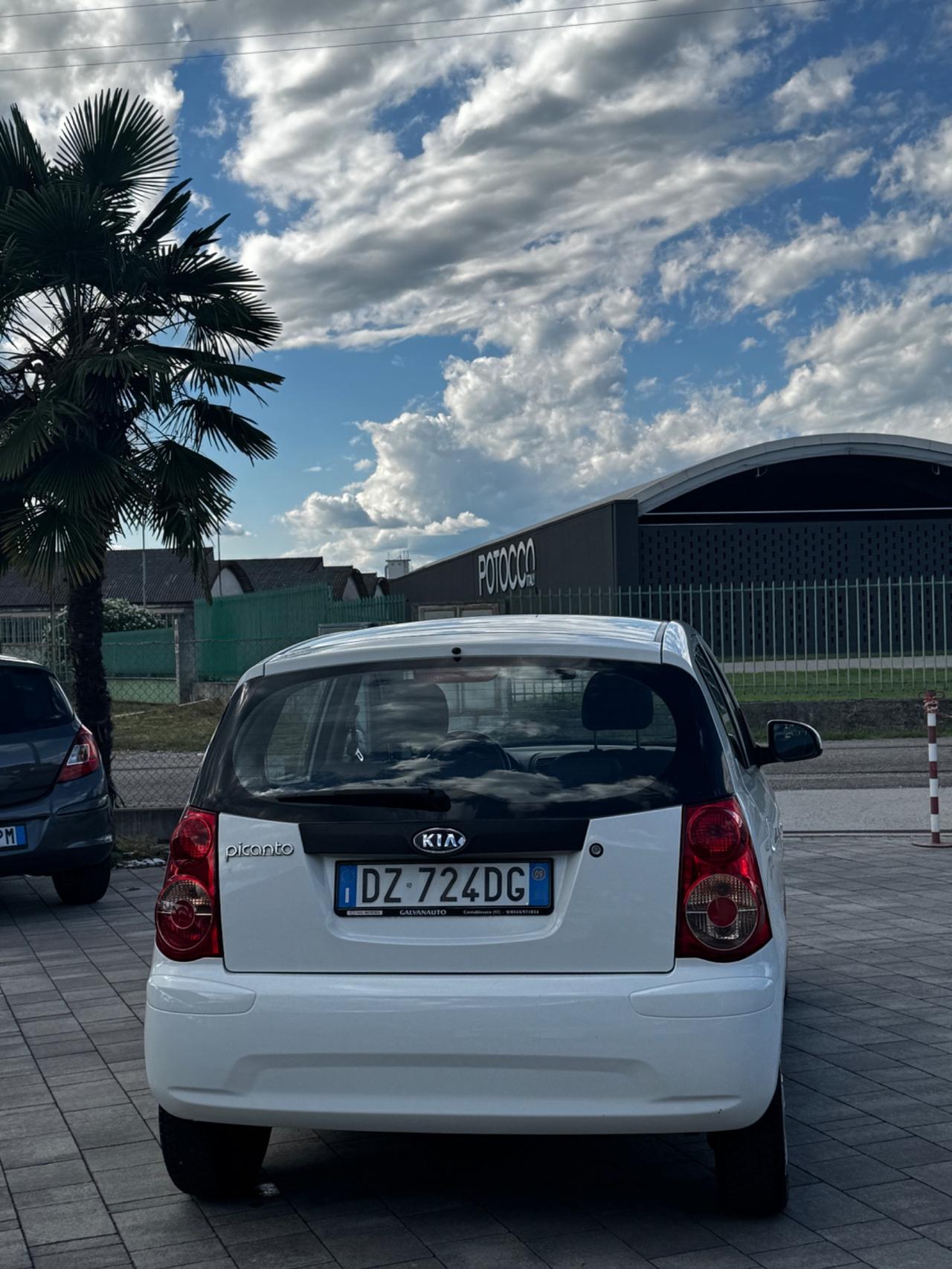 Kia Picanto 2009 ok neopatentati