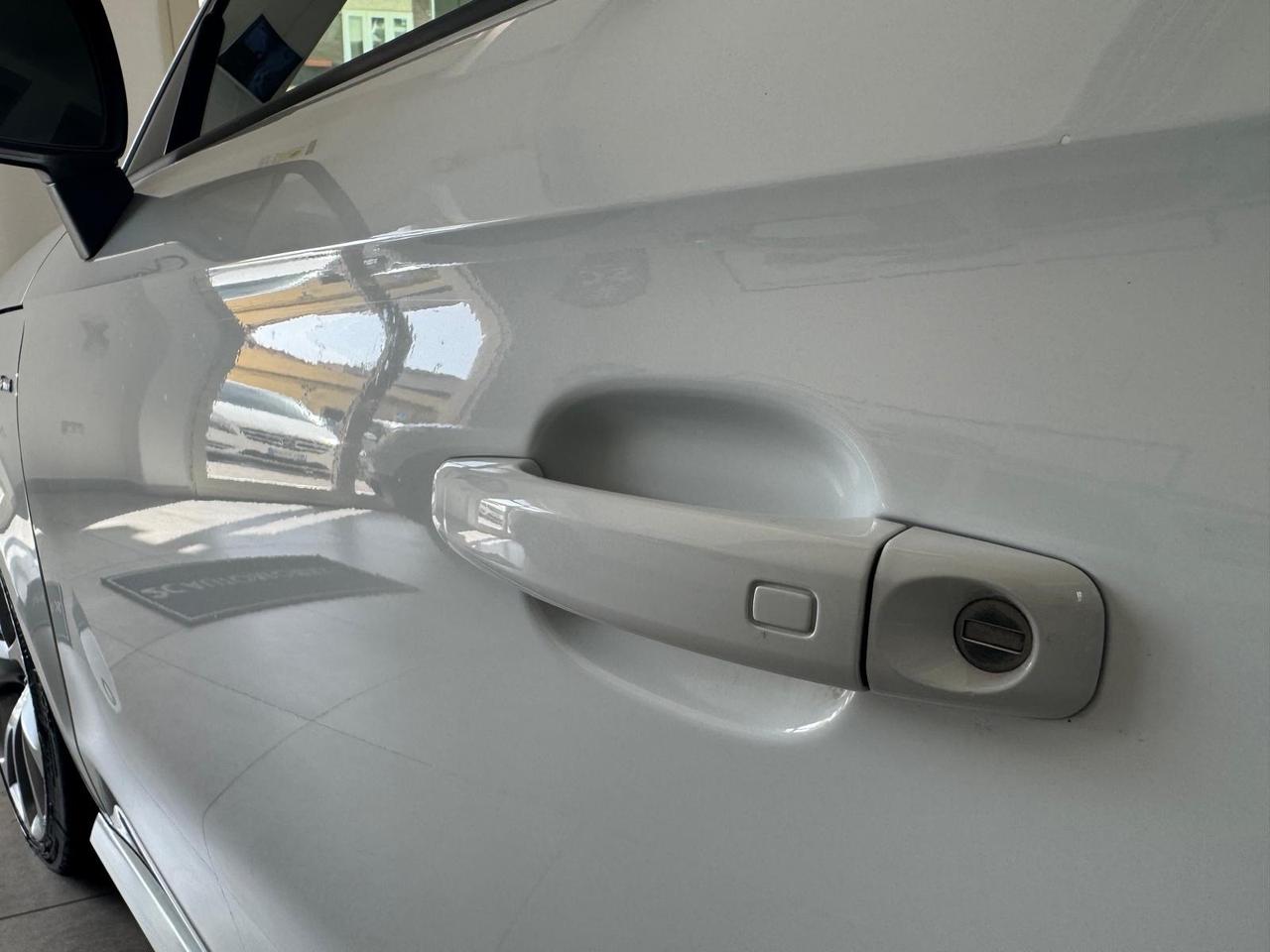 Audi A1 SPB TFSI S-Line / automatica DSG/full led