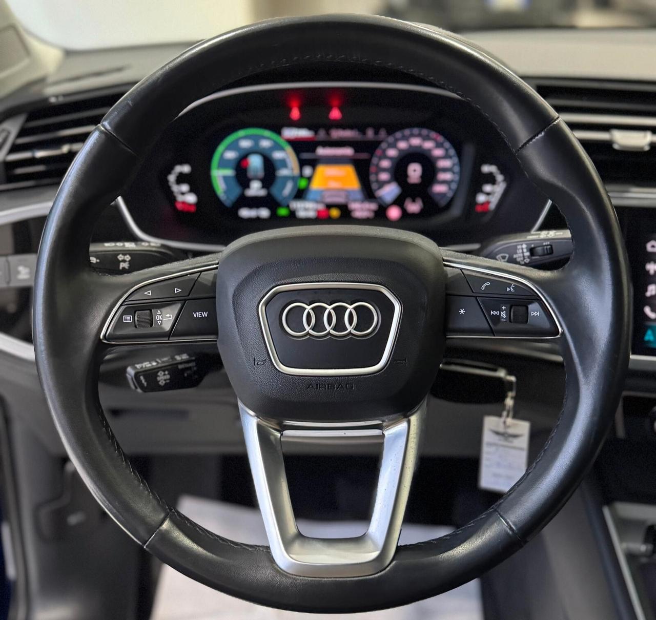 Audi Q3 SPB 45 TFSI e S tronic line