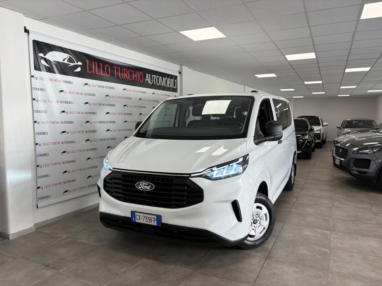 Ford Transit Custom 320 2.0 EcoBlue 136CVCombi 9 POSTI €24900+IVA