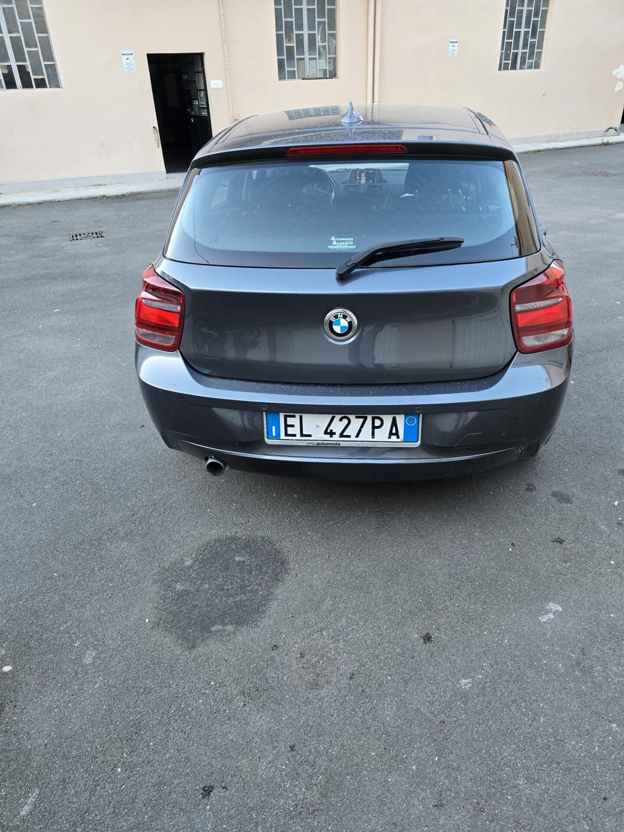 Bmw 116 116d 5p. Efficient Dynamics Urban