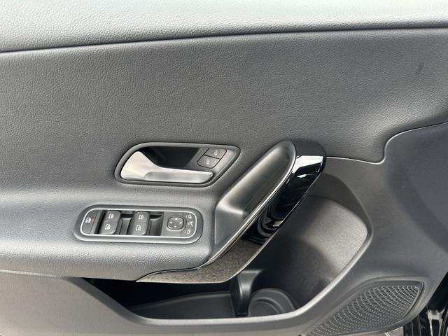 MERCEDES-BENZ A 180 d Automatic Sport