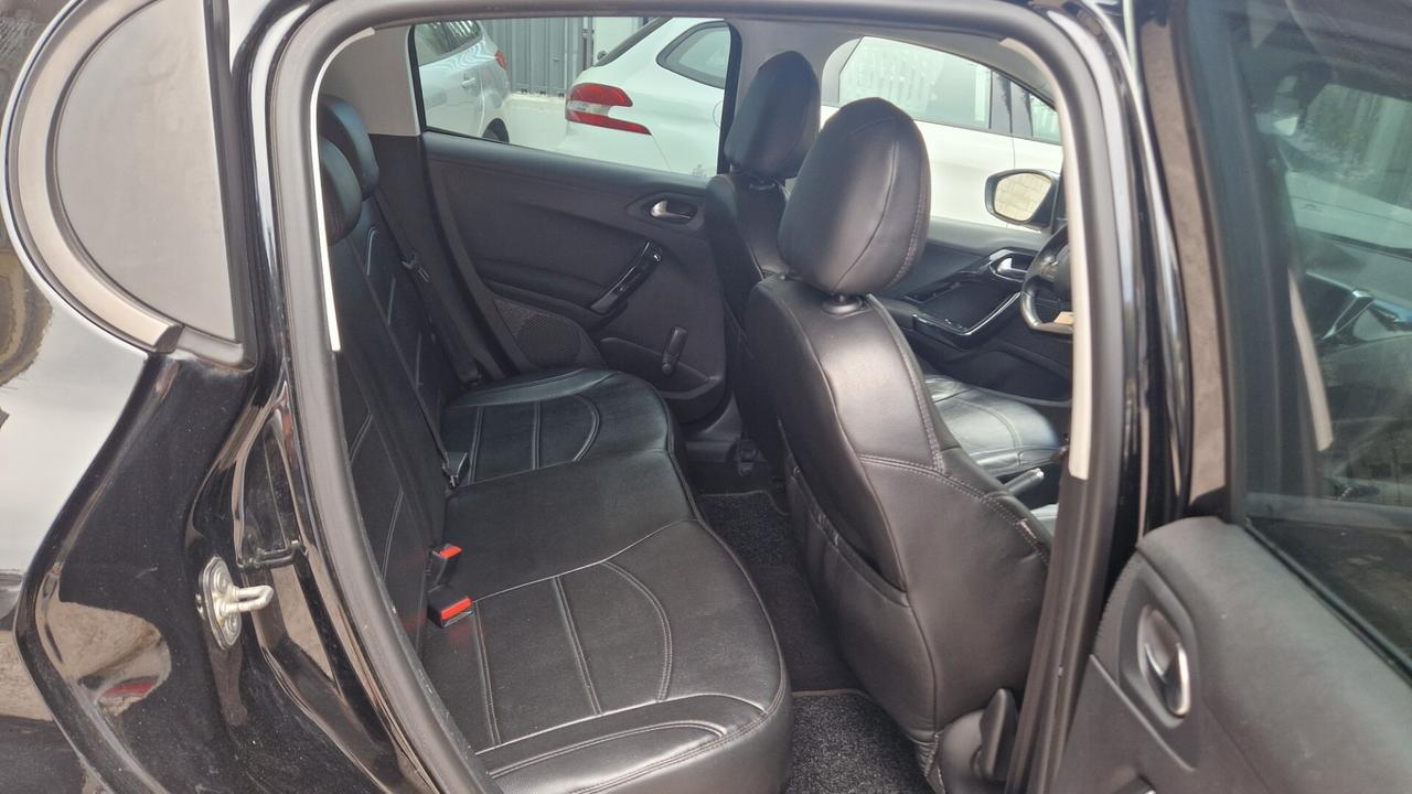 Peugeot 208 BlueHDi 75 S&S 5 porte Active