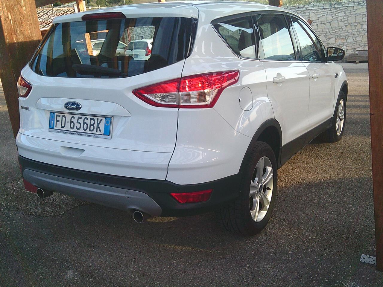 Ford Kuga 2.0 TDCI 150 CV S&S 4WD Powershift Titanium