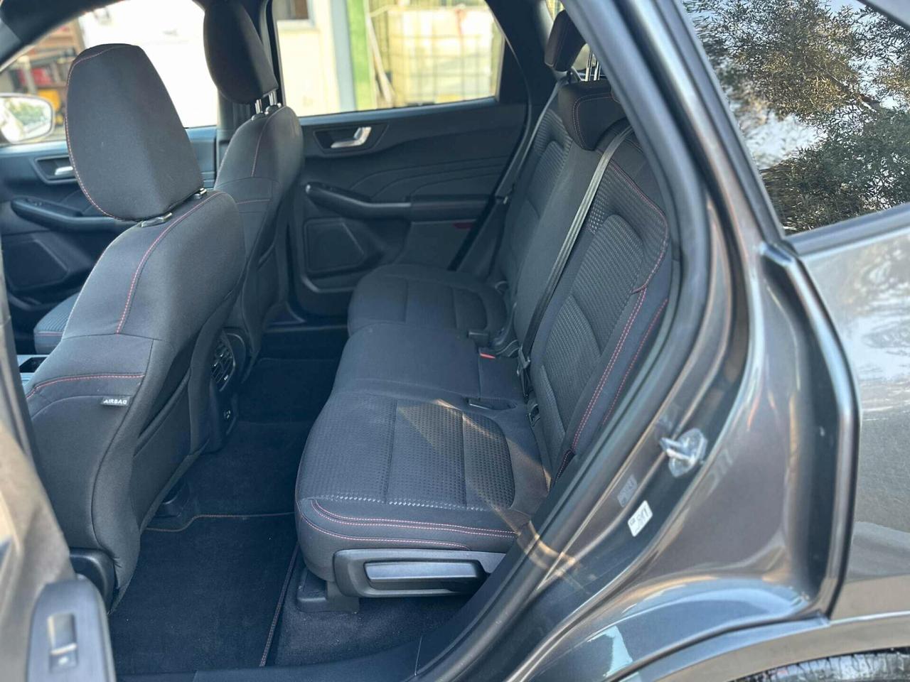 Ford Kuga 2.0 EcoBlue Hybrid 150 CV 2WD ST-Line