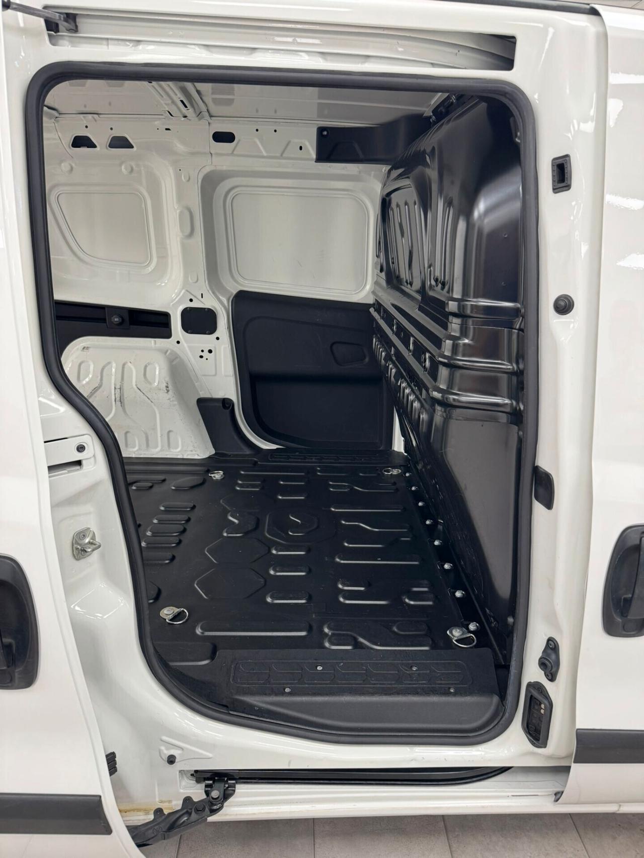 FIAT DOBLO 1.6 MJT LOUNGE