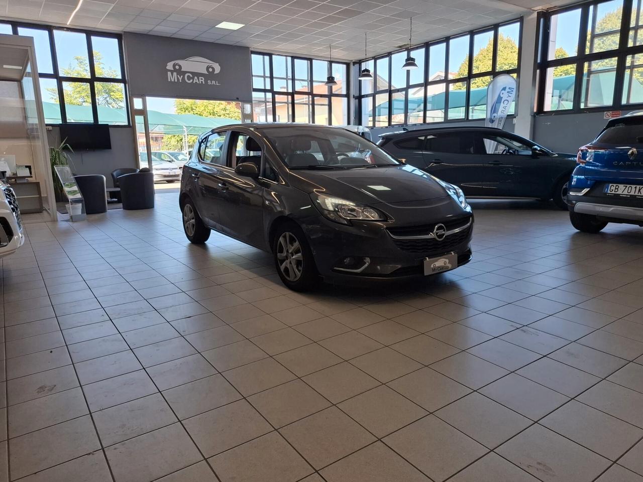 Opel Corsa Benz/Gpl Manuale