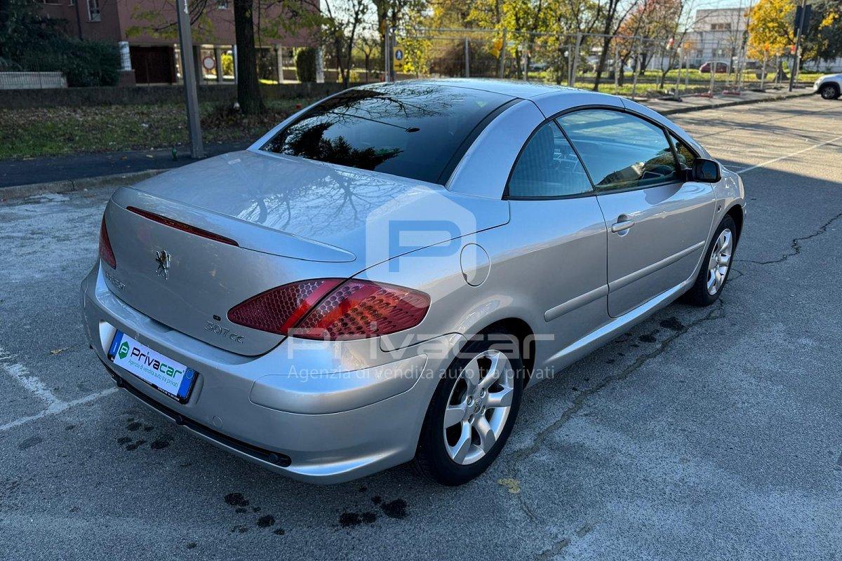 PEUGEOT 307 1.6 16V CC Tecno