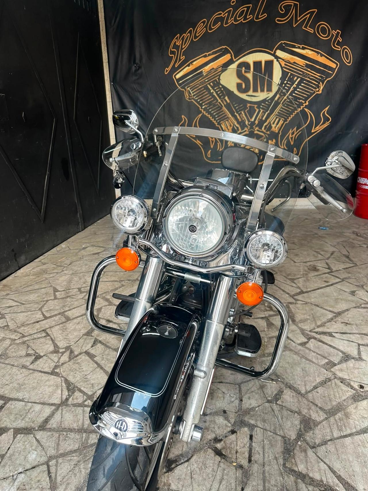 Harley-davidson FLHR Road King 1584
