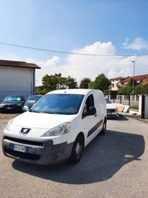 Peugeot Partner 1.6 HDi 90CV L1 3 posti Furgone IVATO