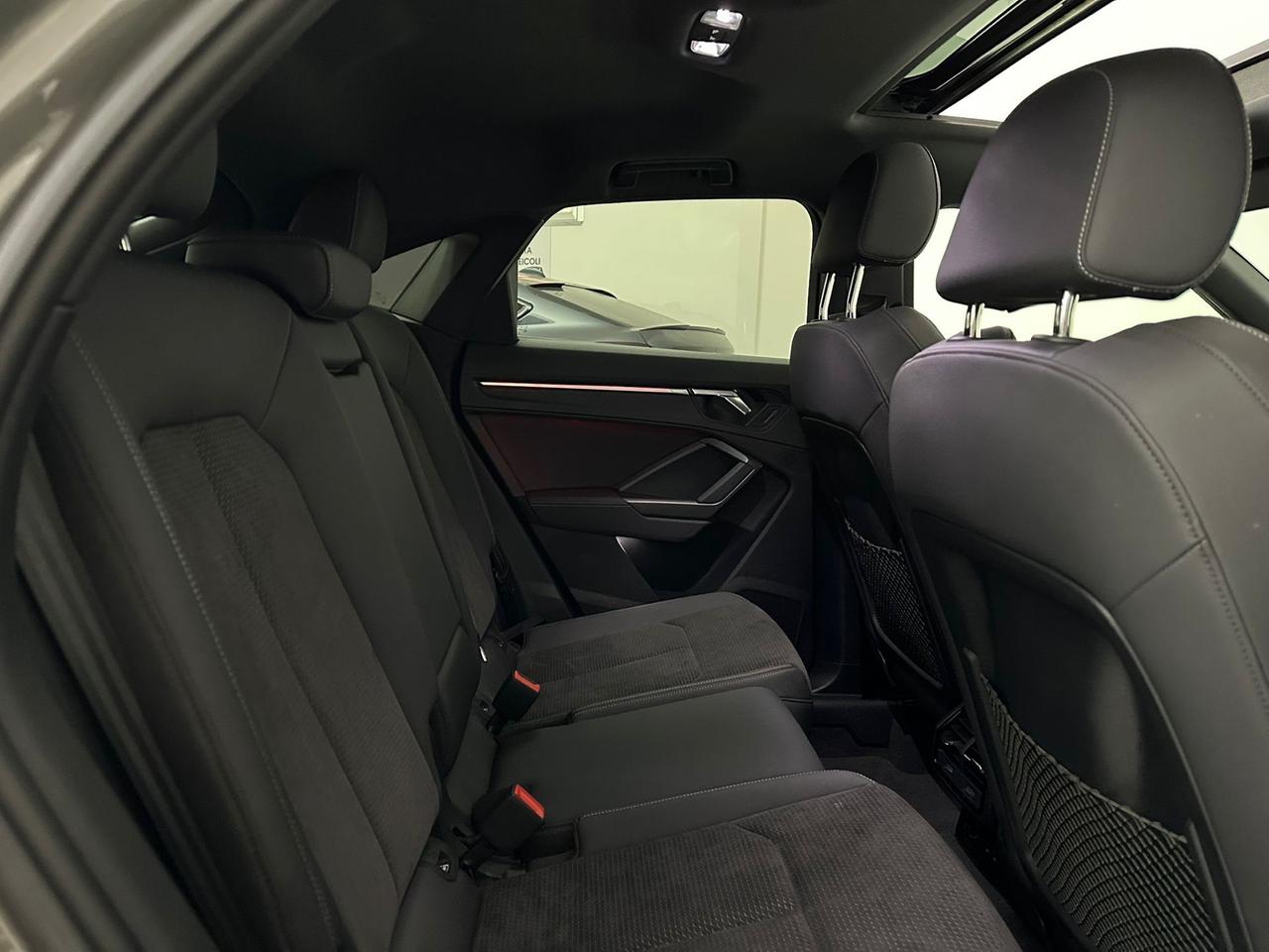 AUDI Q3 SPORTBACK S-LINE TETTO/LUCI AMBIENTE/360°