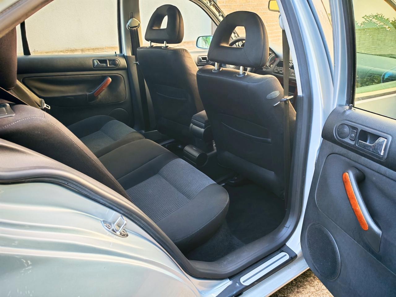 Volkswagen Bora 1.9 TDI/115 CV cat 4motion Highline
