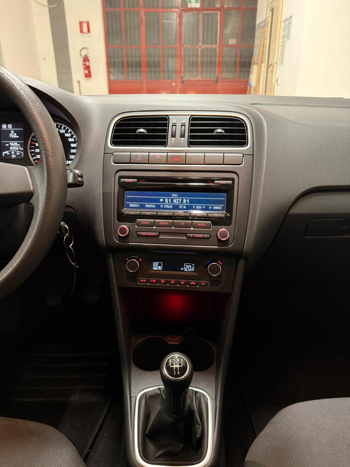 Volkswagen Polo 1.4 5 porte Highline