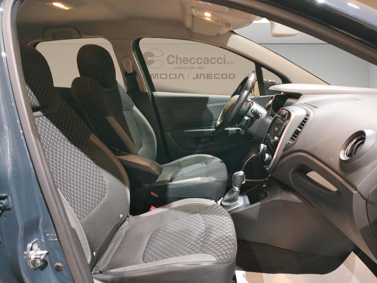 Renault Captur 1.5 dci Intens 90cv auto *60.000 KM*NEOPATENTATI*