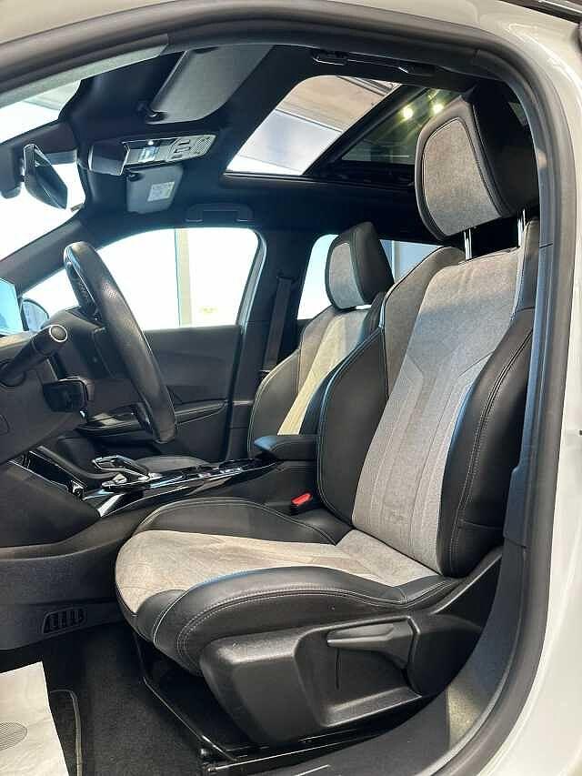 Peugeot 2008 motore elettrico 136 CV GT Pack