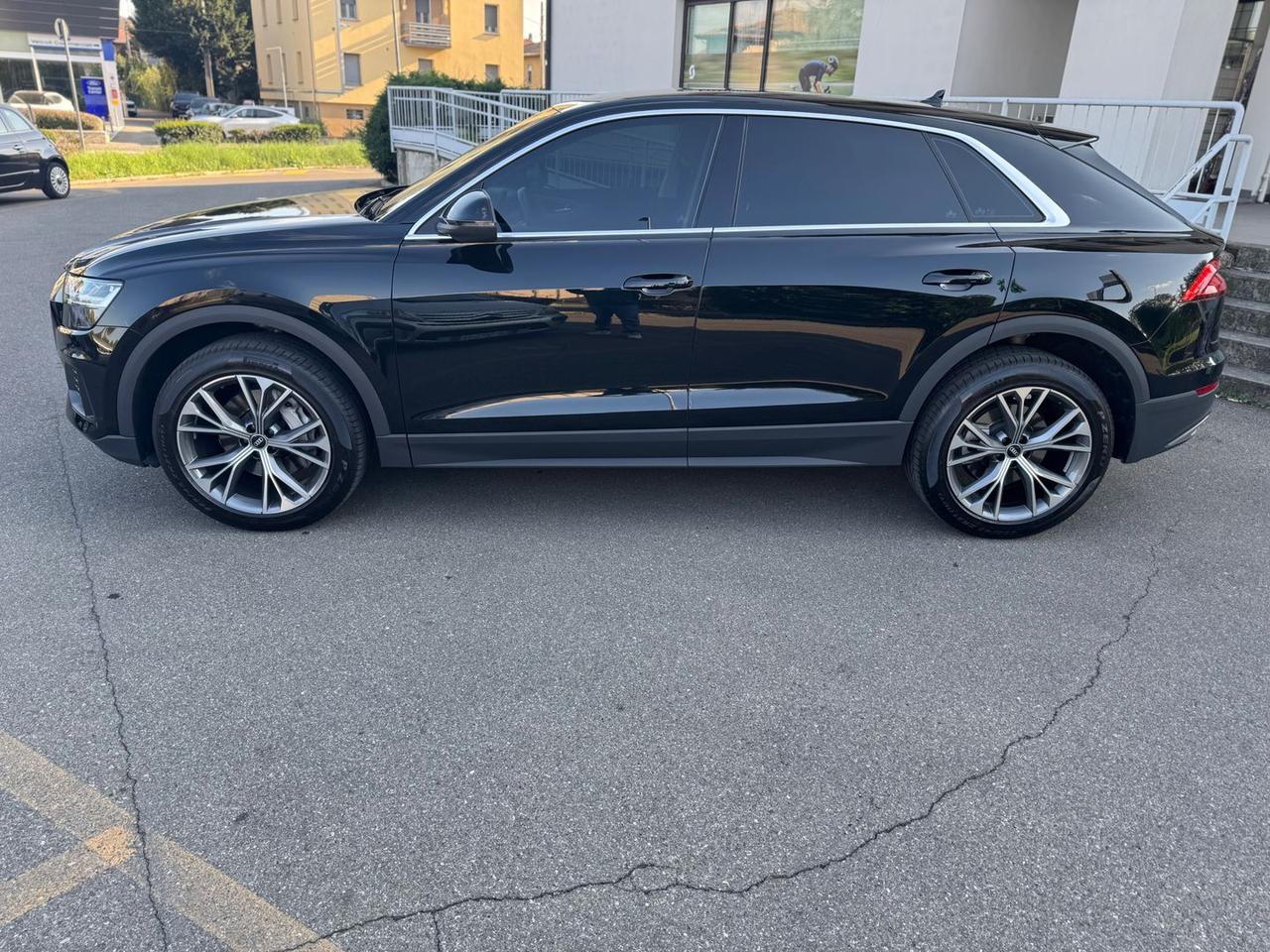 Audi Q8 Sport 3.0 45 TDI MHEV #7344