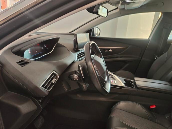 Peugeot 3008 BlueHDi 130 S&S EAT8 Allure