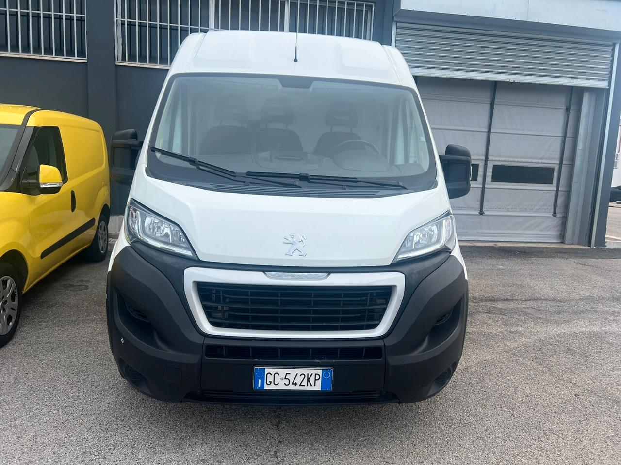 Peugeot Boxer 333 2.2 BlueHDi 140 S&S PC-TN Furgone