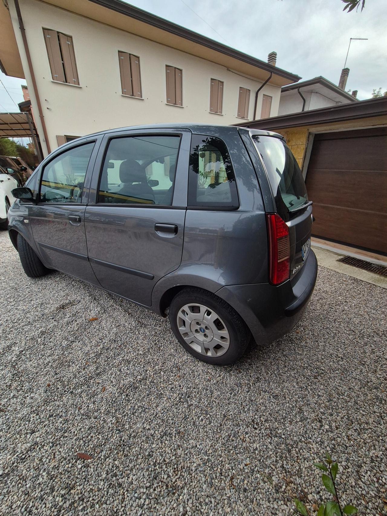 Fiat Idea Active