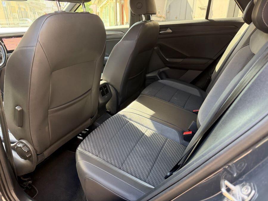 VOLKSWAGEN T ROC 2.0 TDI DSG RLINE CERTIFICAT NUOV