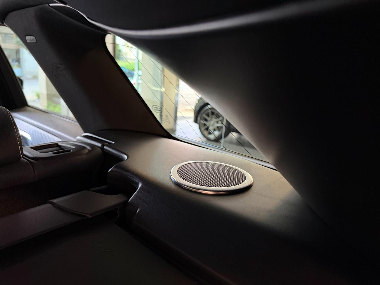 Land Rover Range Velar 2.0D I4 204 CV R-Dynamic HSE