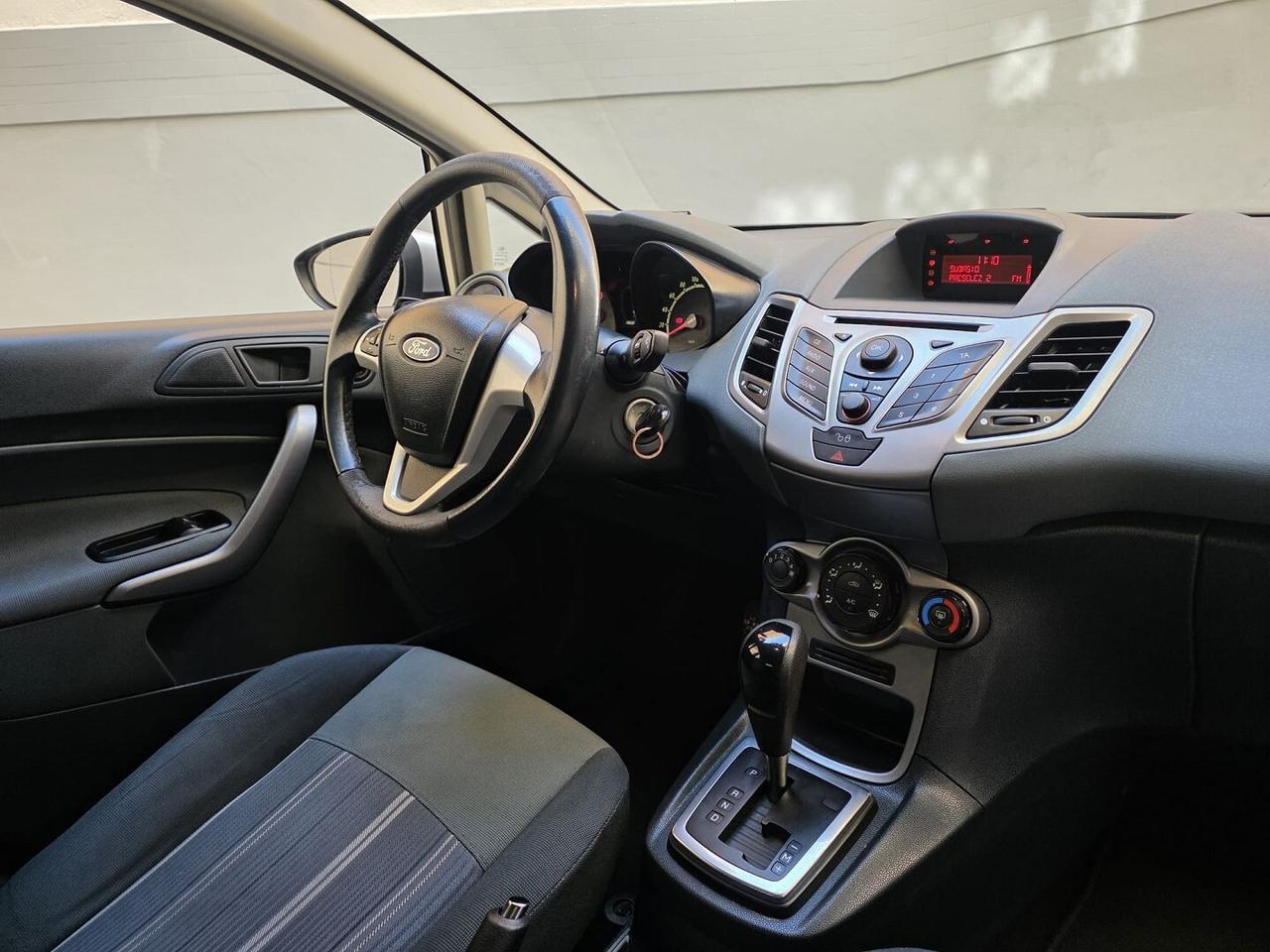 FORD FIESTA 1.4 AUTOMATICA