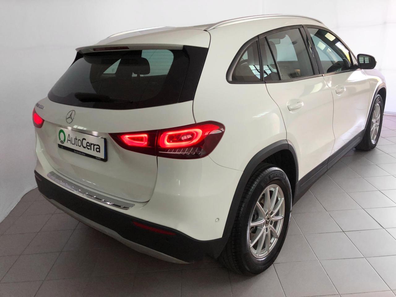 Mercedes-benz GLA 180 GLA 180 d Automatic Business Extra