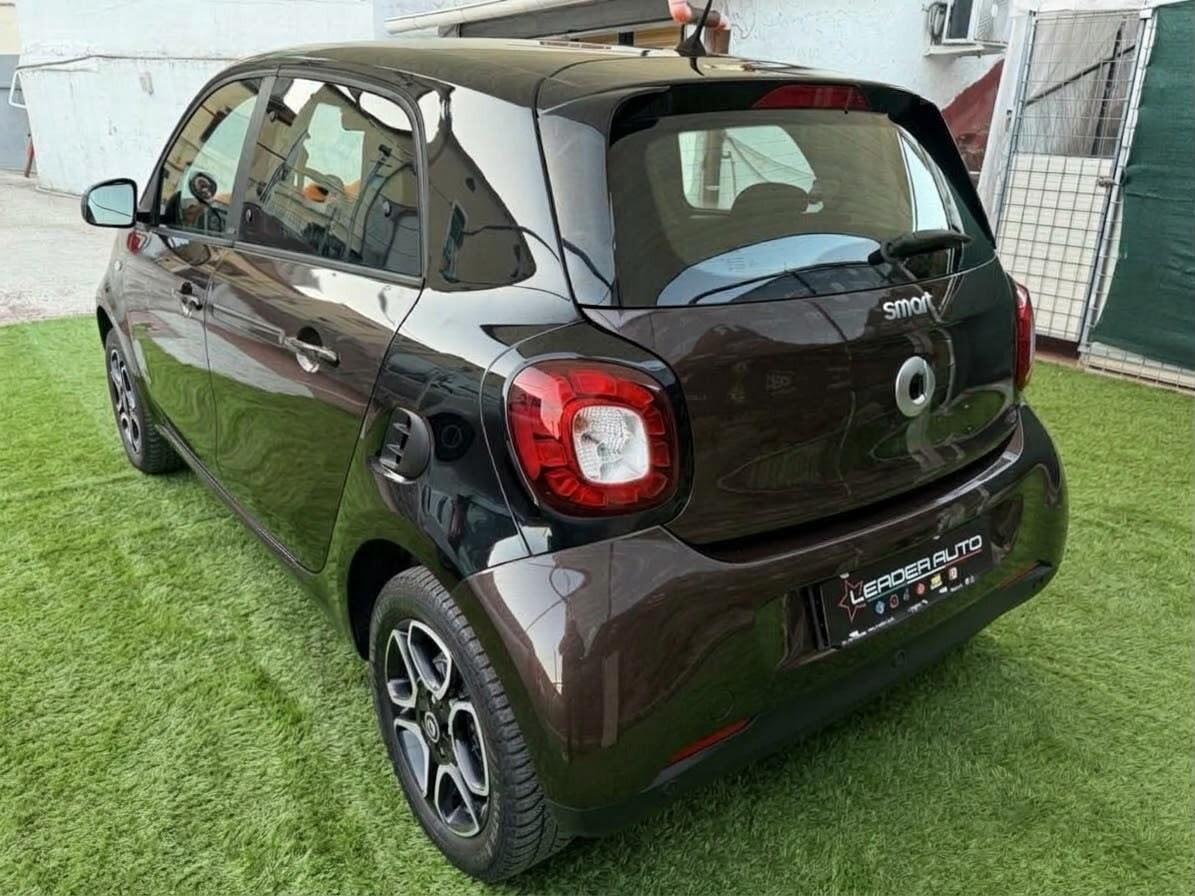 Smart ForFour 1.0 71 cv Automatica - Superpassion