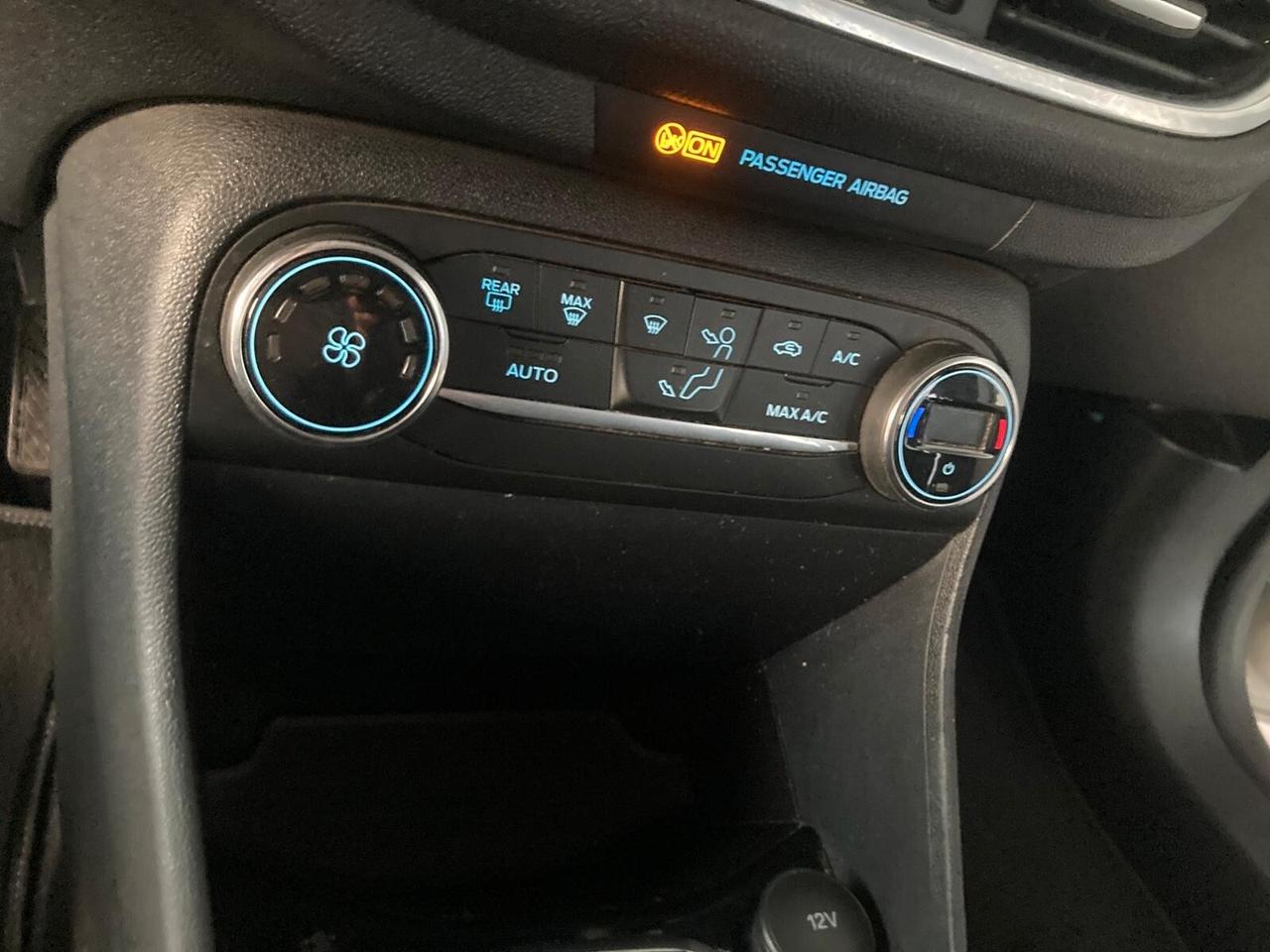 Ford Fiesta 1.5 EcoBlue 5 porte Titanium