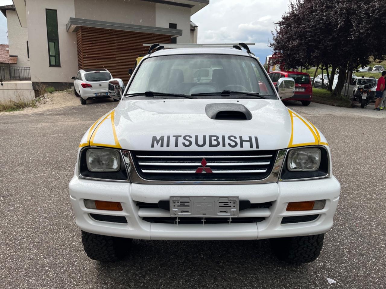 Mitsubishi L200 2.5 TDI - GANCIO TRAINO