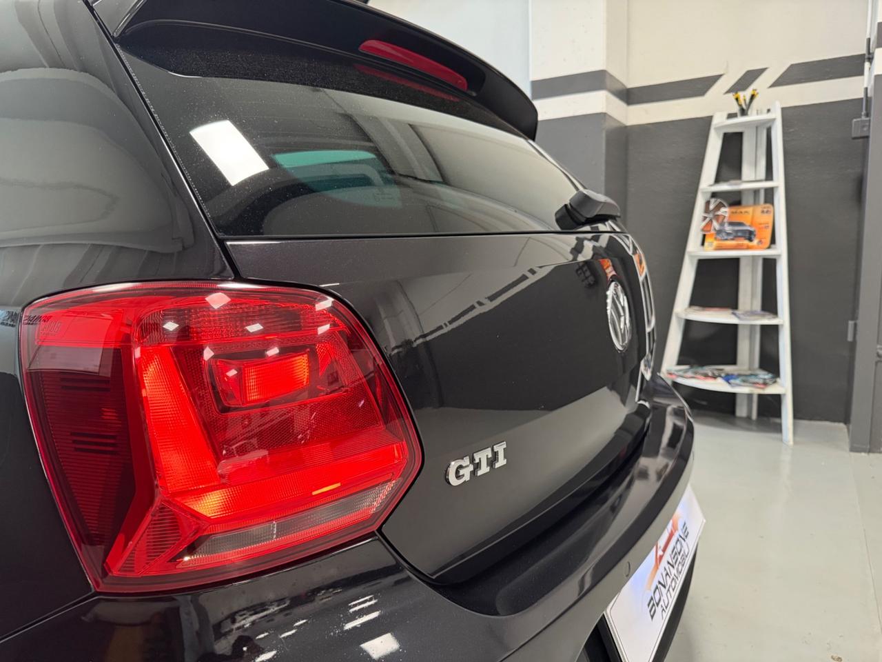 Volkswagen Polo GTI 1.8 192cv 5p. DSG