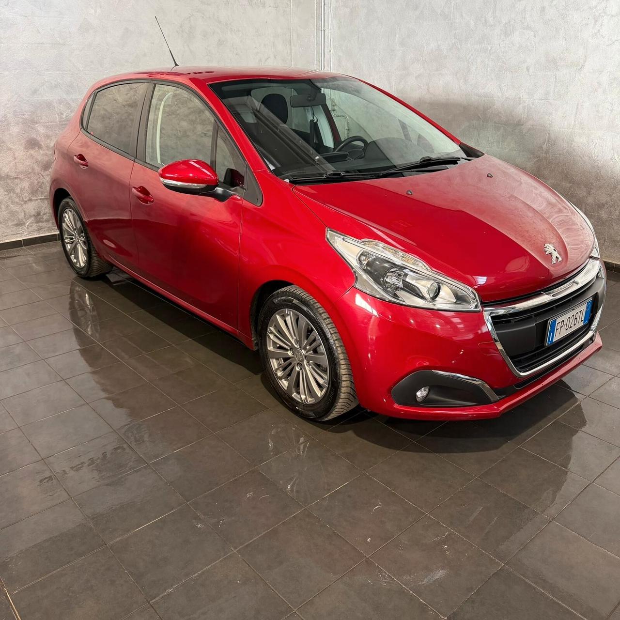 Peugeot 208 1.6 HDI ALLURE NEOPATENTATI