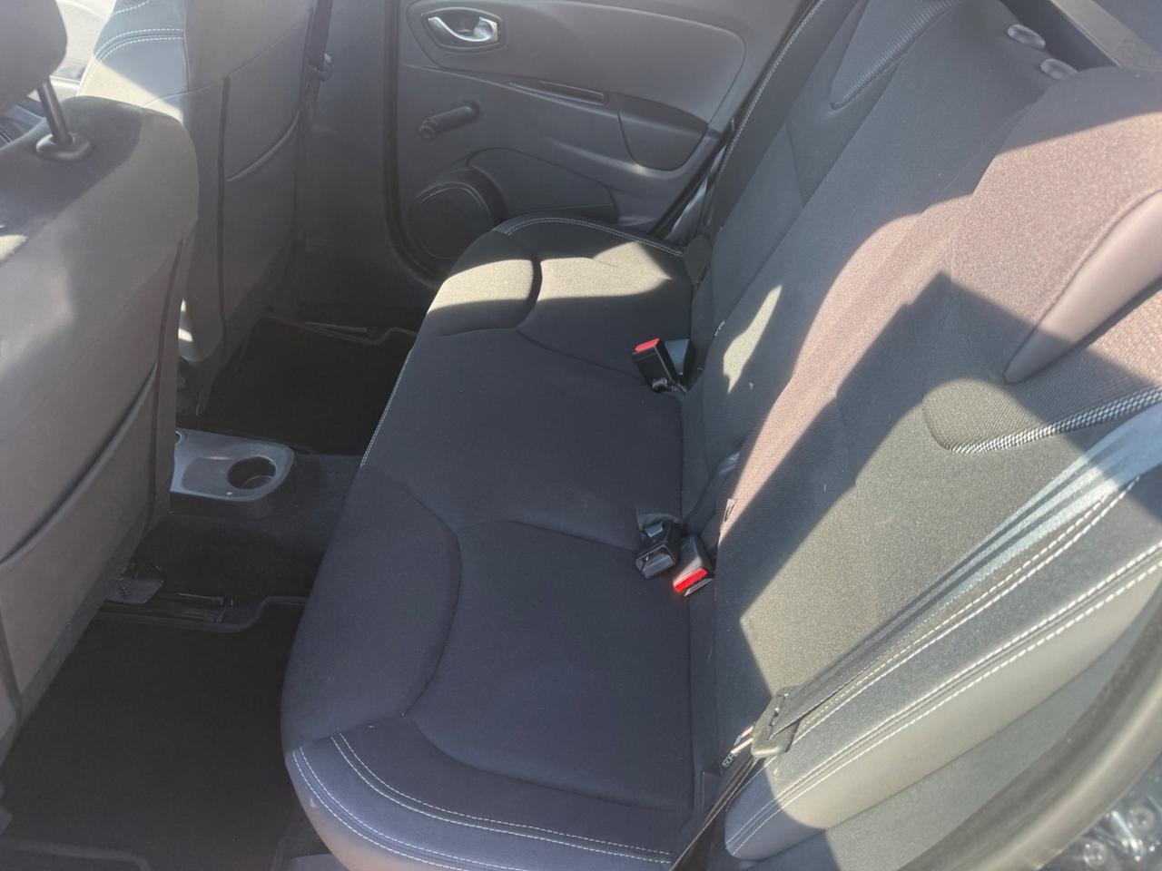 Renault Clio dCi 8V 90 CV 5 porte Duel2