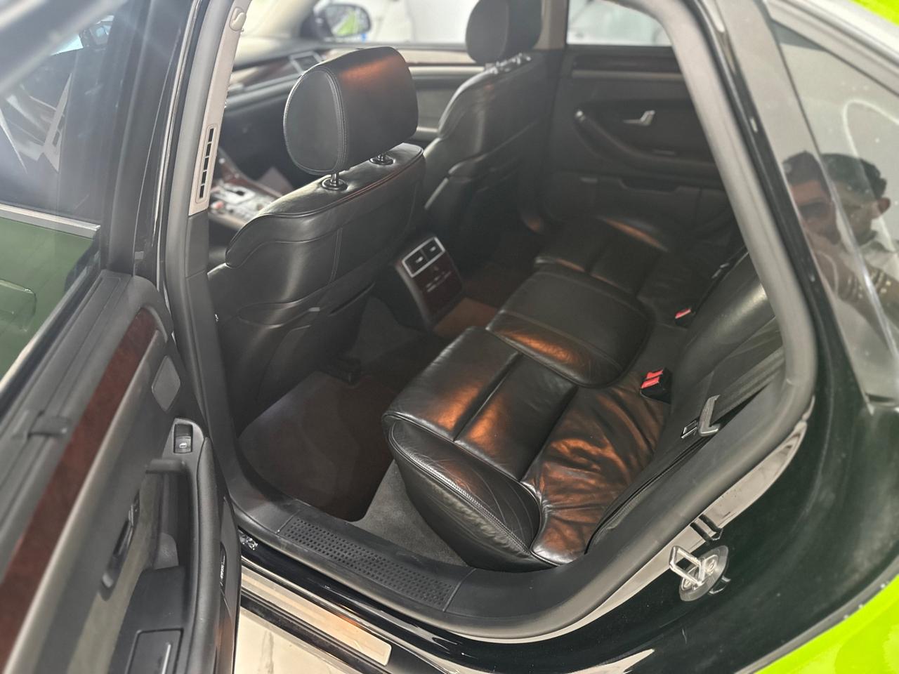 Audi A8 4.2 V8 TDI F.AP. quattro tiptronic